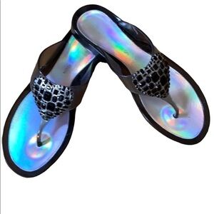 BCBGeneration flip flop sandals with heart and black jewels Size 6